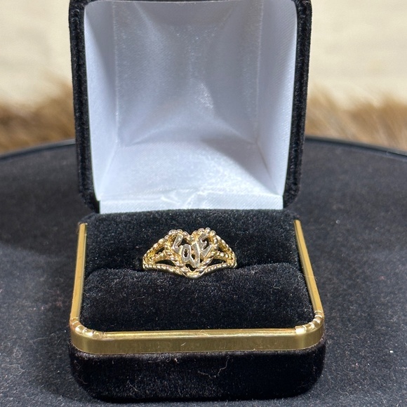 Love Heart Ring - Picture 2 of 4